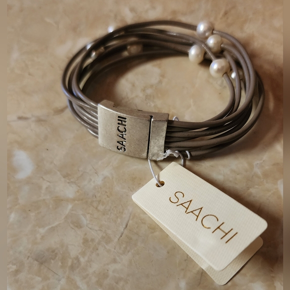 SAACHI Taupe & Pearl Bracelet NWT - Picture 1 of 6
